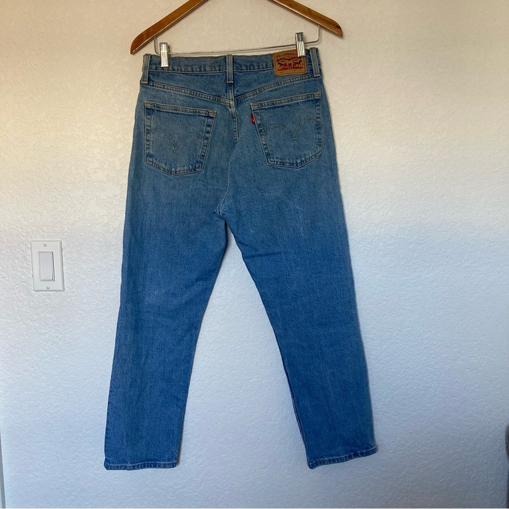 Levi's High Rise Blue Jeans - Picture 4 of 7